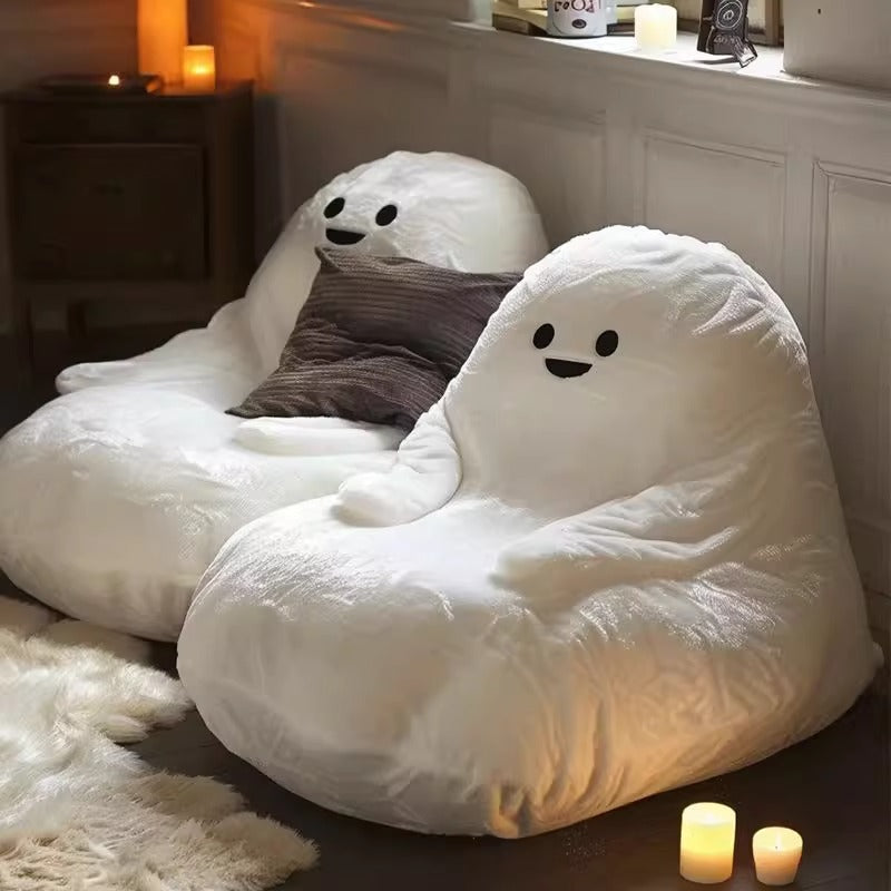 White/Ghost Lounge Chair