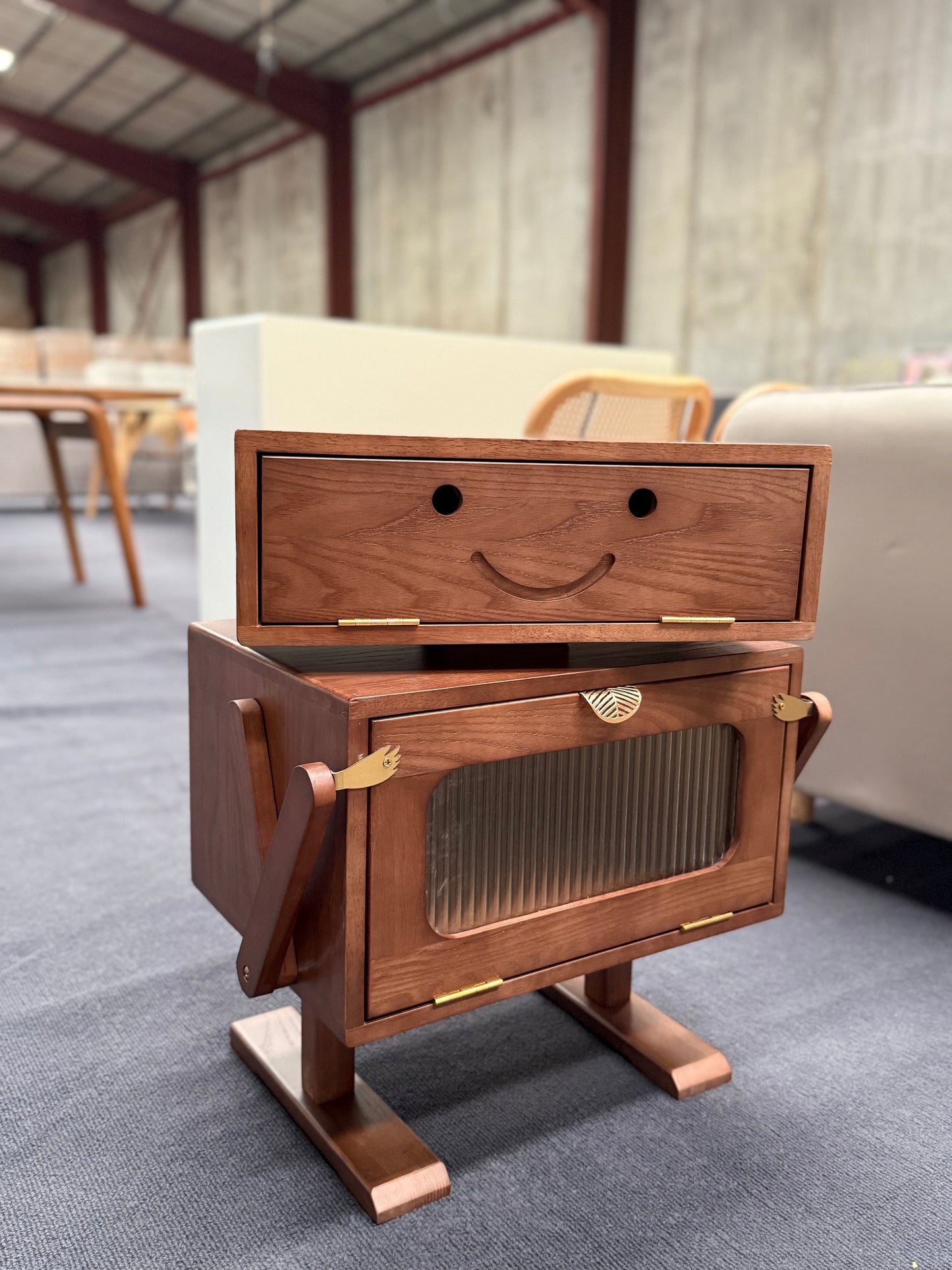 Solid Wood/Bedside Table/Cabinet