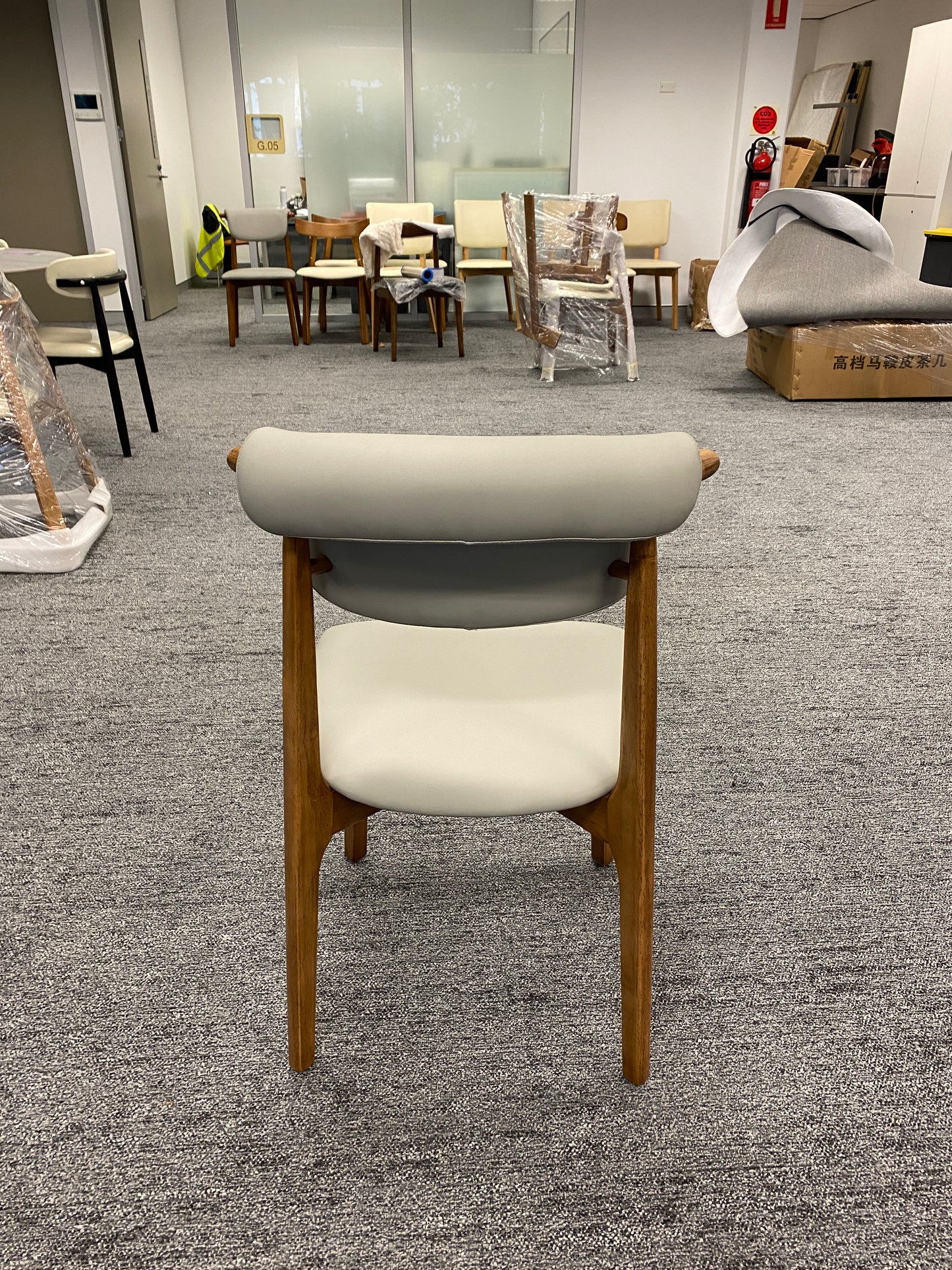 Black Oak Smoky Gray PU Cushion Chair