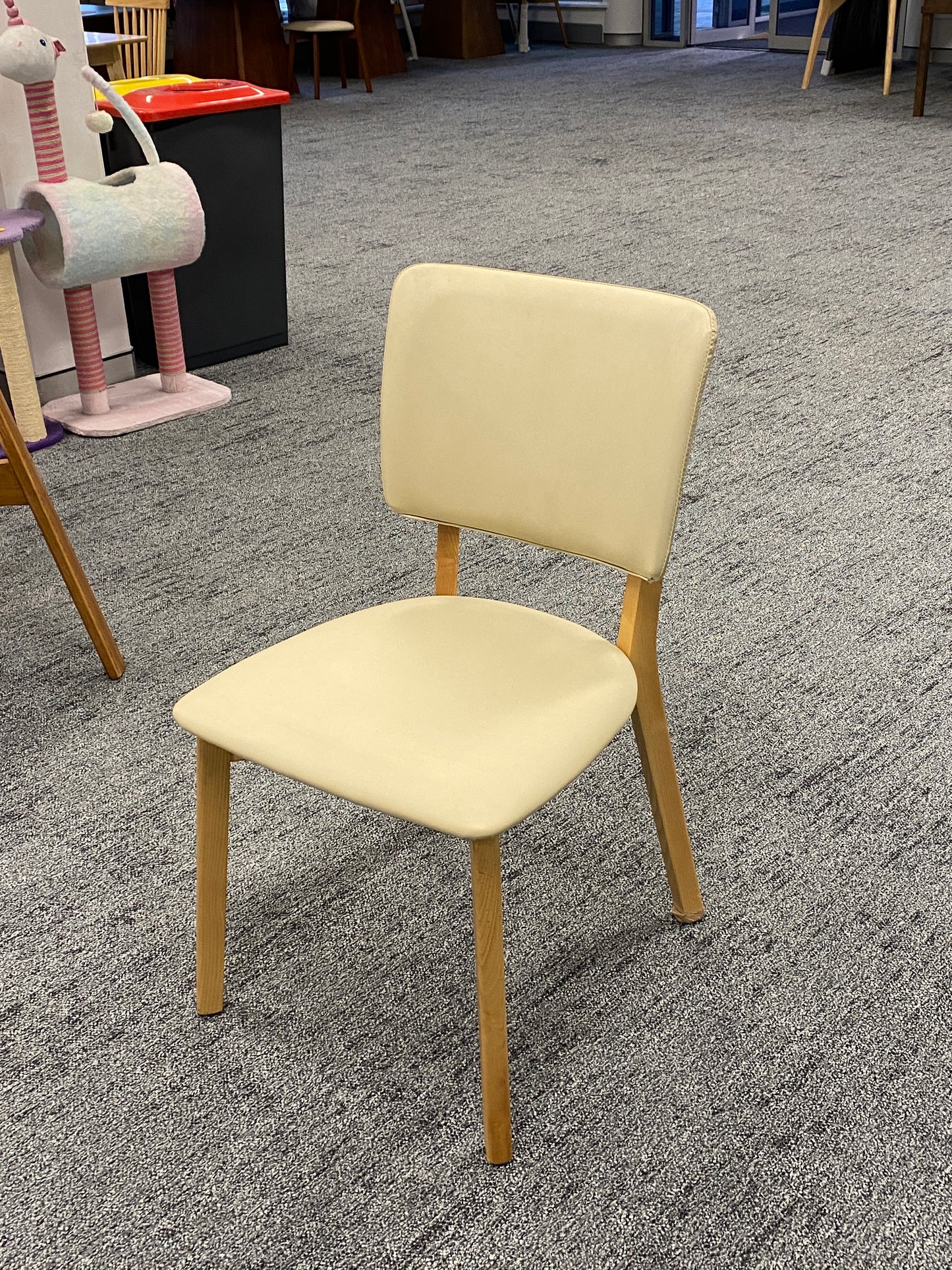 Pre Sale Light Wood Beige PU Cushion Apple Chair