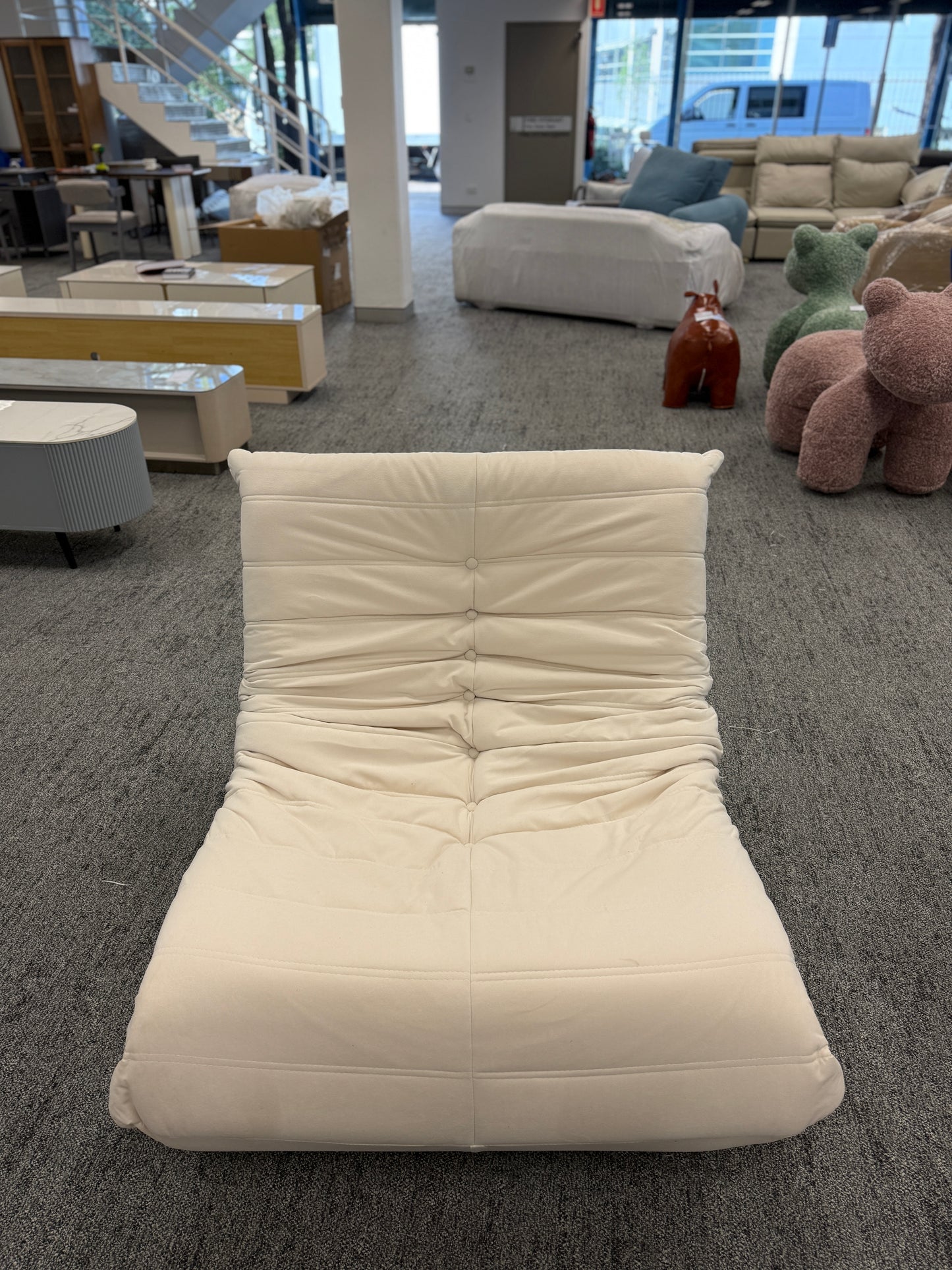 White Tech Fabric Caterpillar Leisure Chair