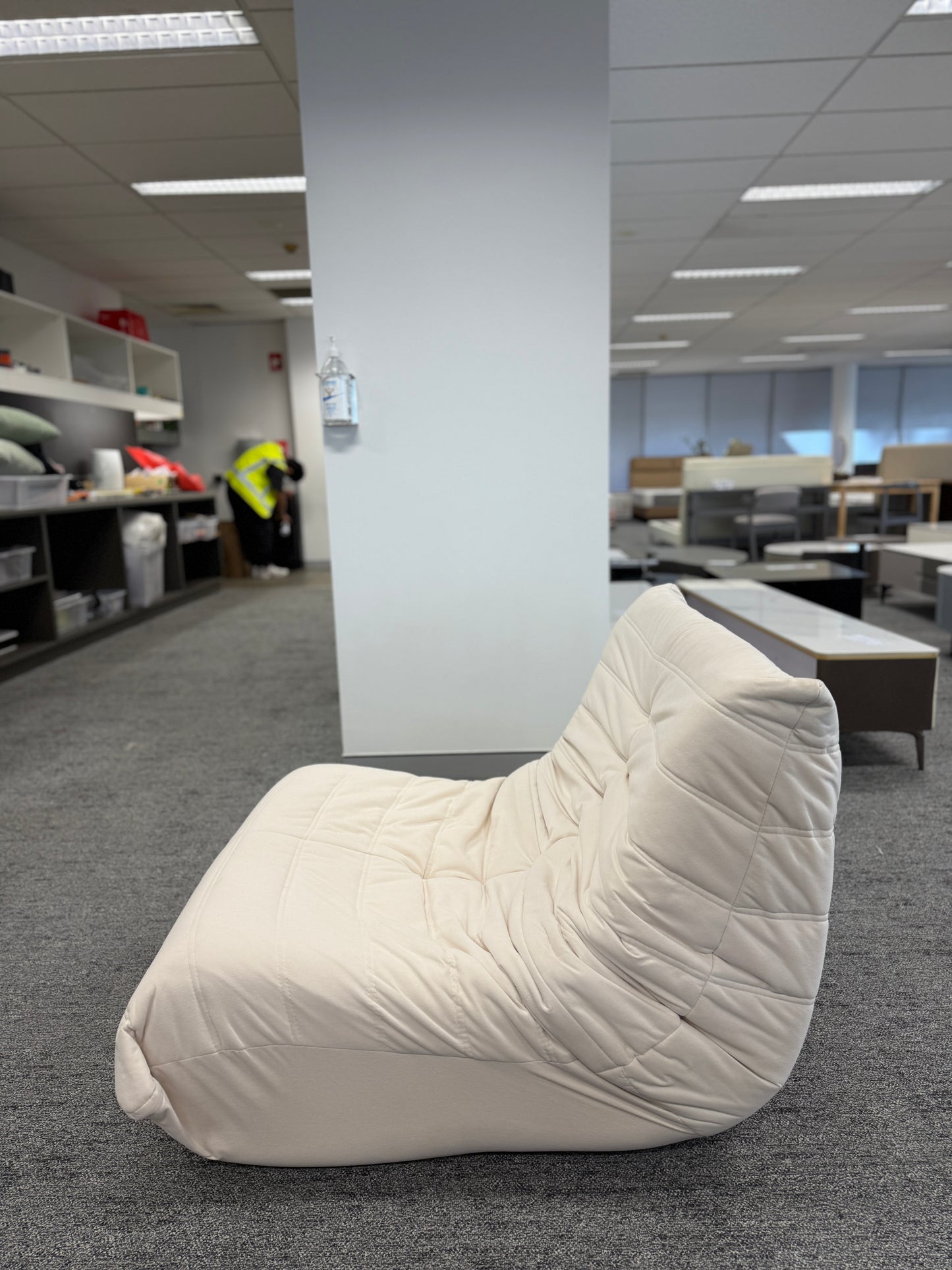White Tech Fabric Caterpillar Leisure Chair