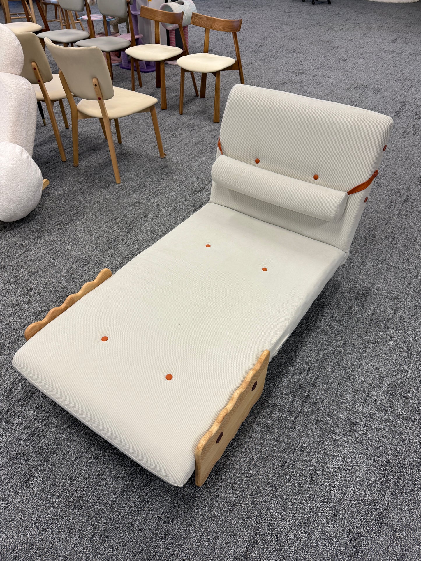White/Wooden Frame/Lounge Chair