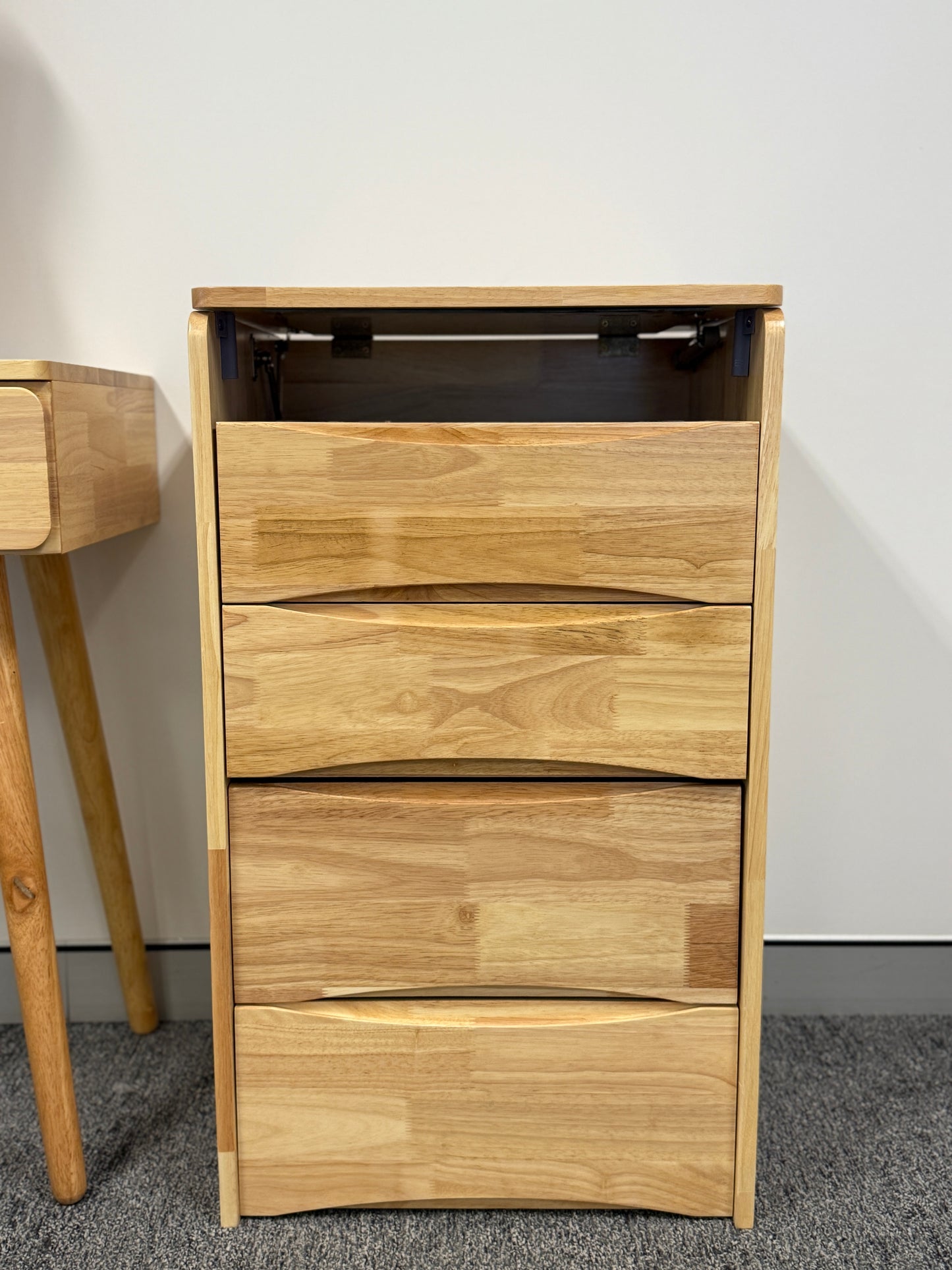 Pre Sale Natural Wood Color Flip-Top Dressing Table with Lighted Mirror Simple Solid Wood Dressing Table