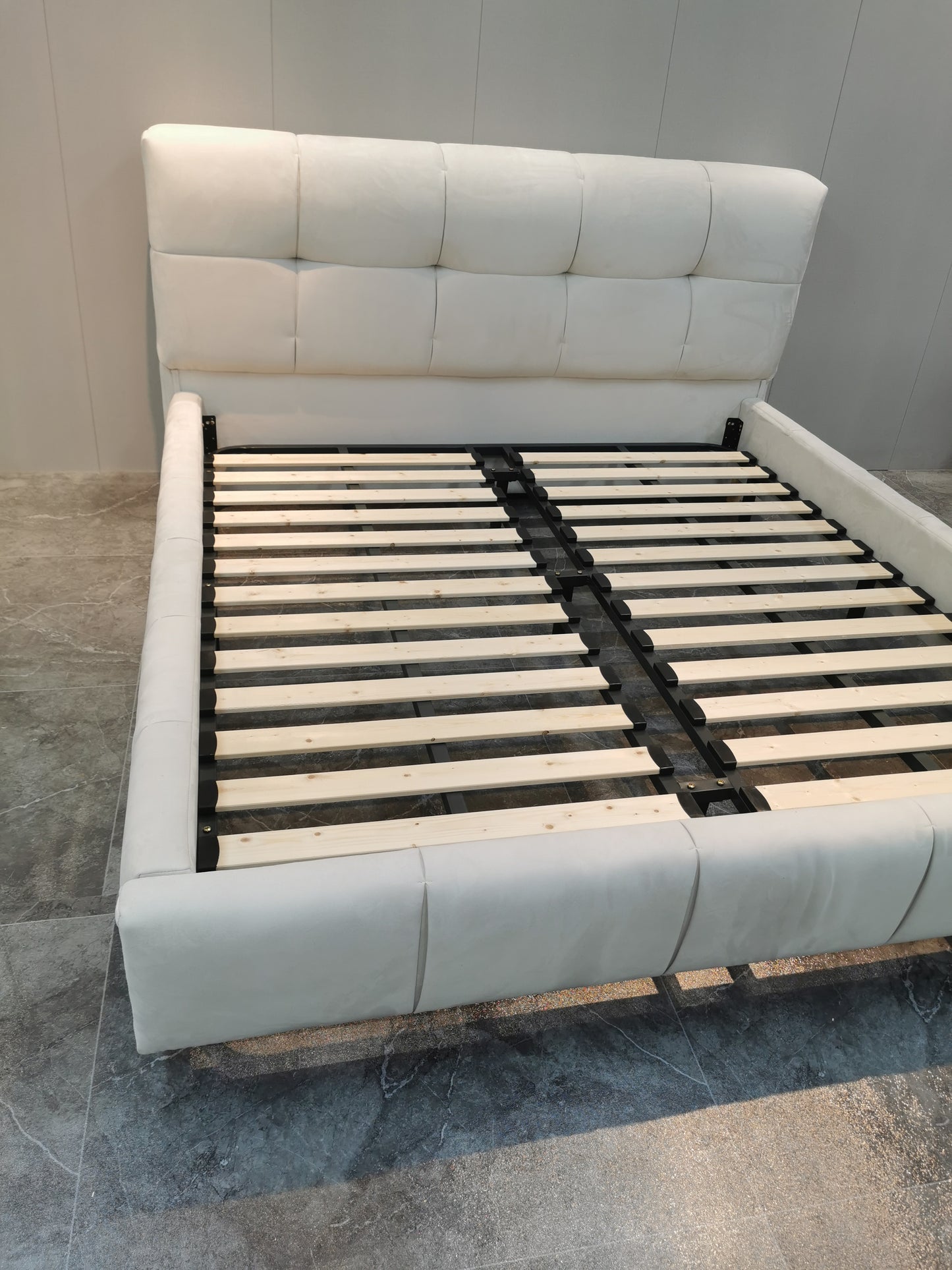 Pre-sale Rice White/Solid Wood/Bed/4-Grid/153