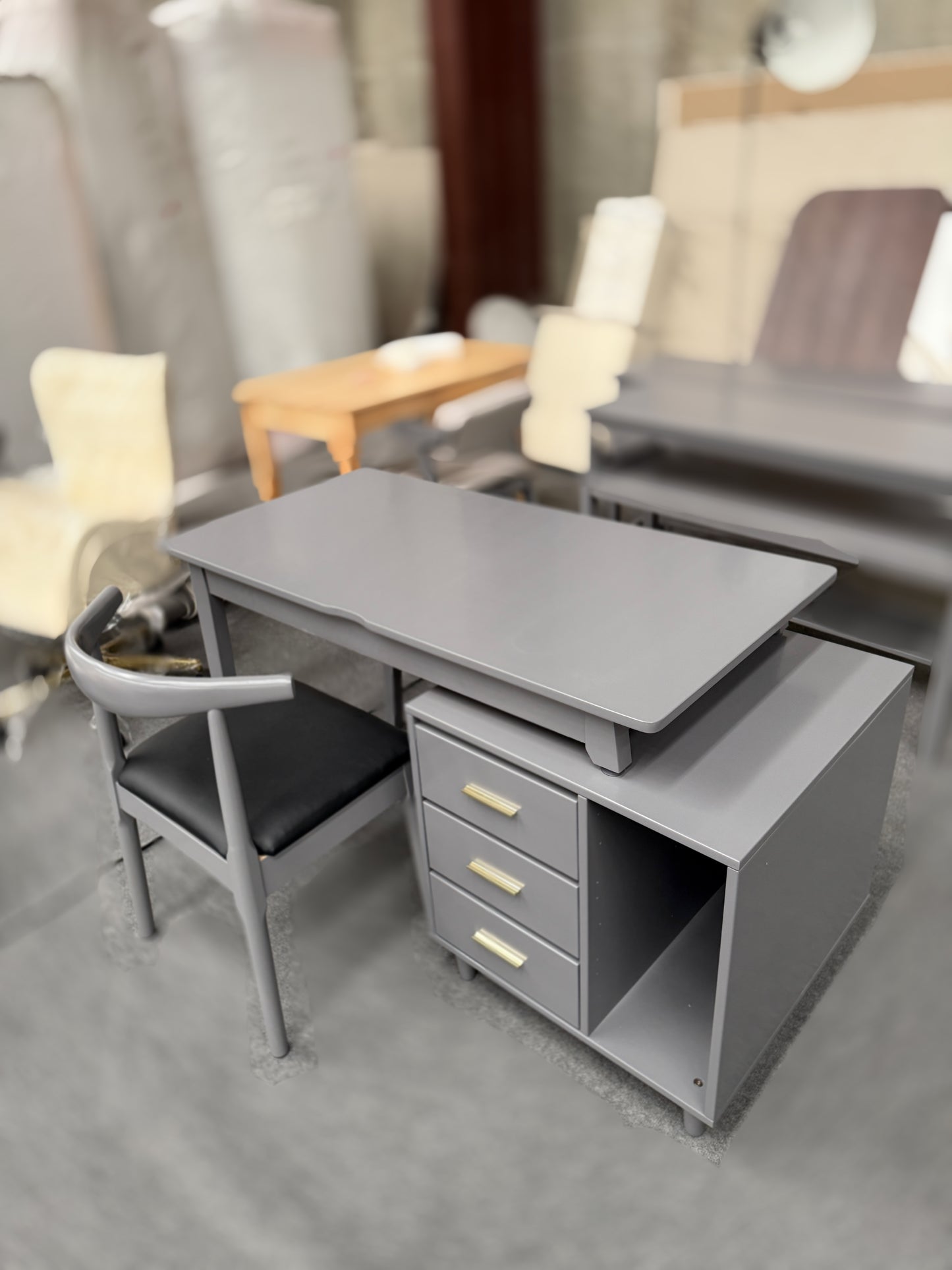 Gray Solid Wood Desk/Bucket Cabinet/Chair