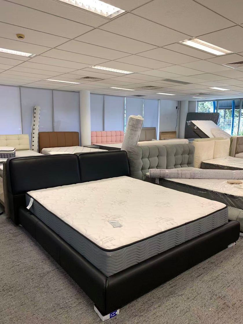 Genuine Leather/Black Cowhide/Soft Package/Solid Wood/Soft Bed/153/183