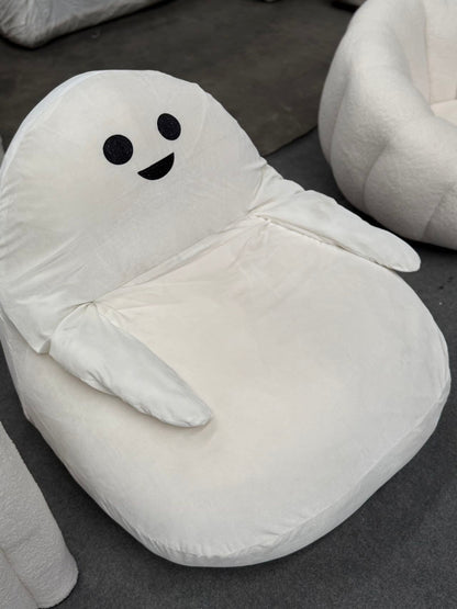 White/Ghost Lounge Chair