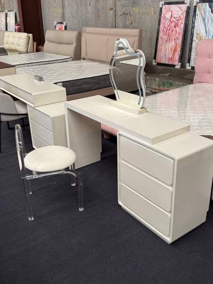 White Dressing Cabinet/Mirror/Stool Set