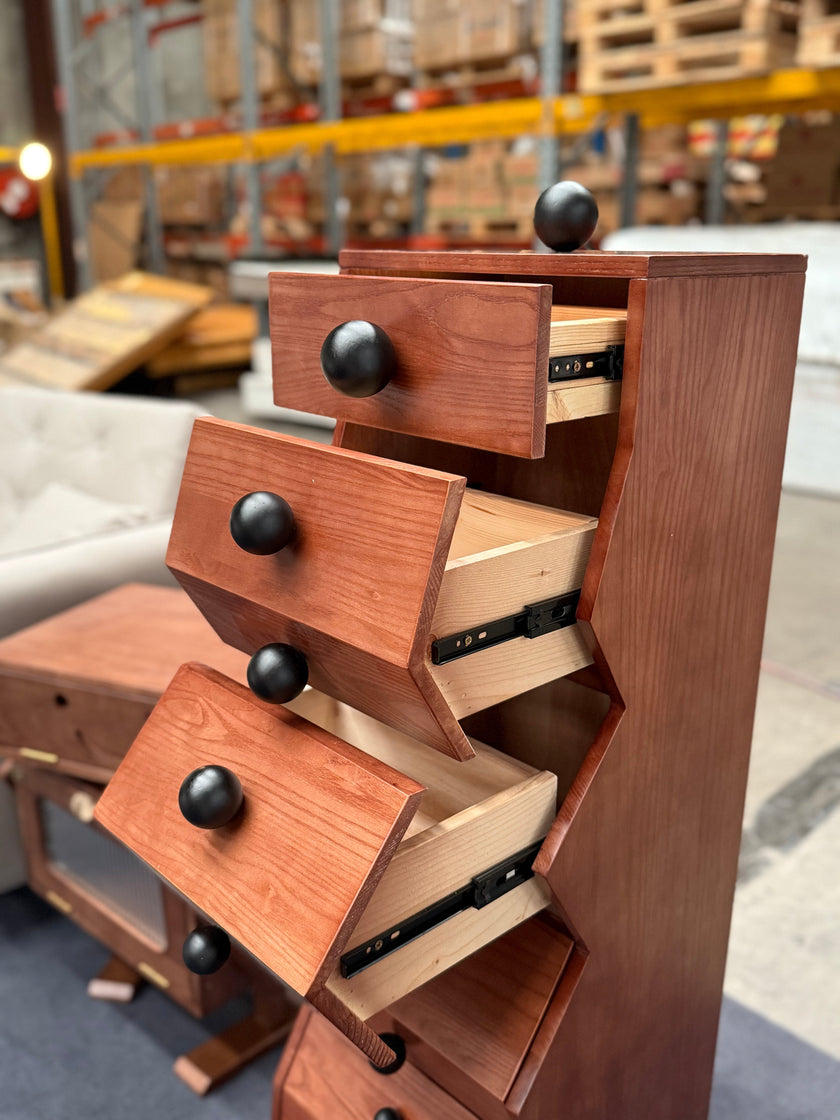 New Design Multi-Layer Drawer Solid Wood Cabinet