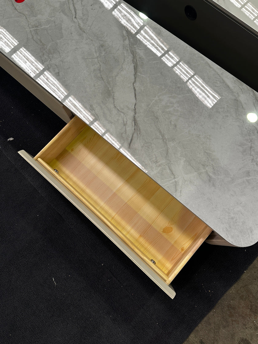 Beige Saddle Leather/Snow Mountain White Rock Board/TV Cabinet