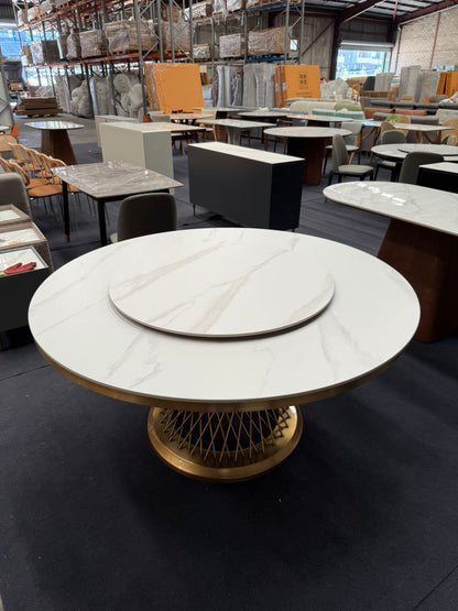 White/Round Rock Plate/Gold Base/Dining Table/