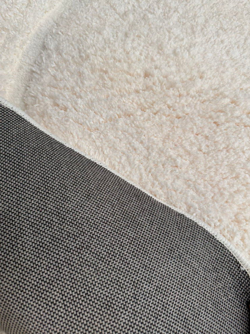 Soft Milk/Silk Cotton/Carpet
