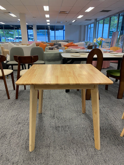 Natural Wood/Cross-Leg/Square Table