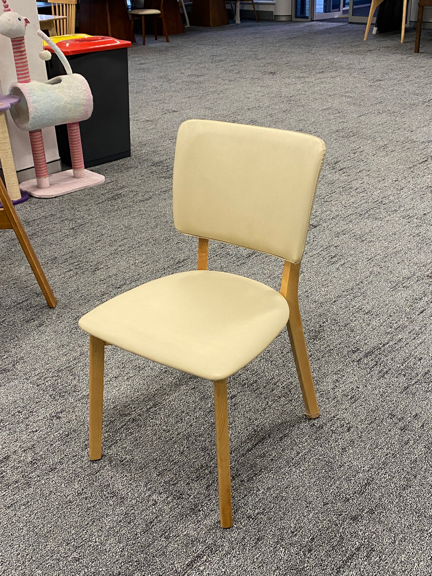 Light Wood Beige PU Cushion Apple Chair