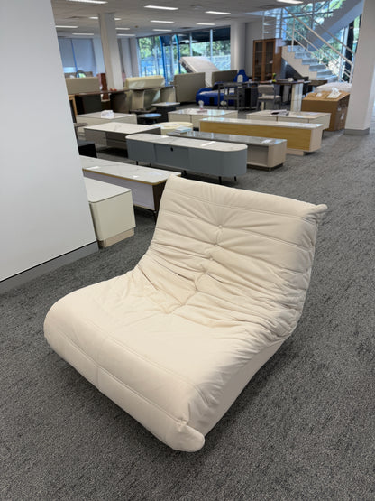White Tech Fabric Caterpillar Leisure Chair