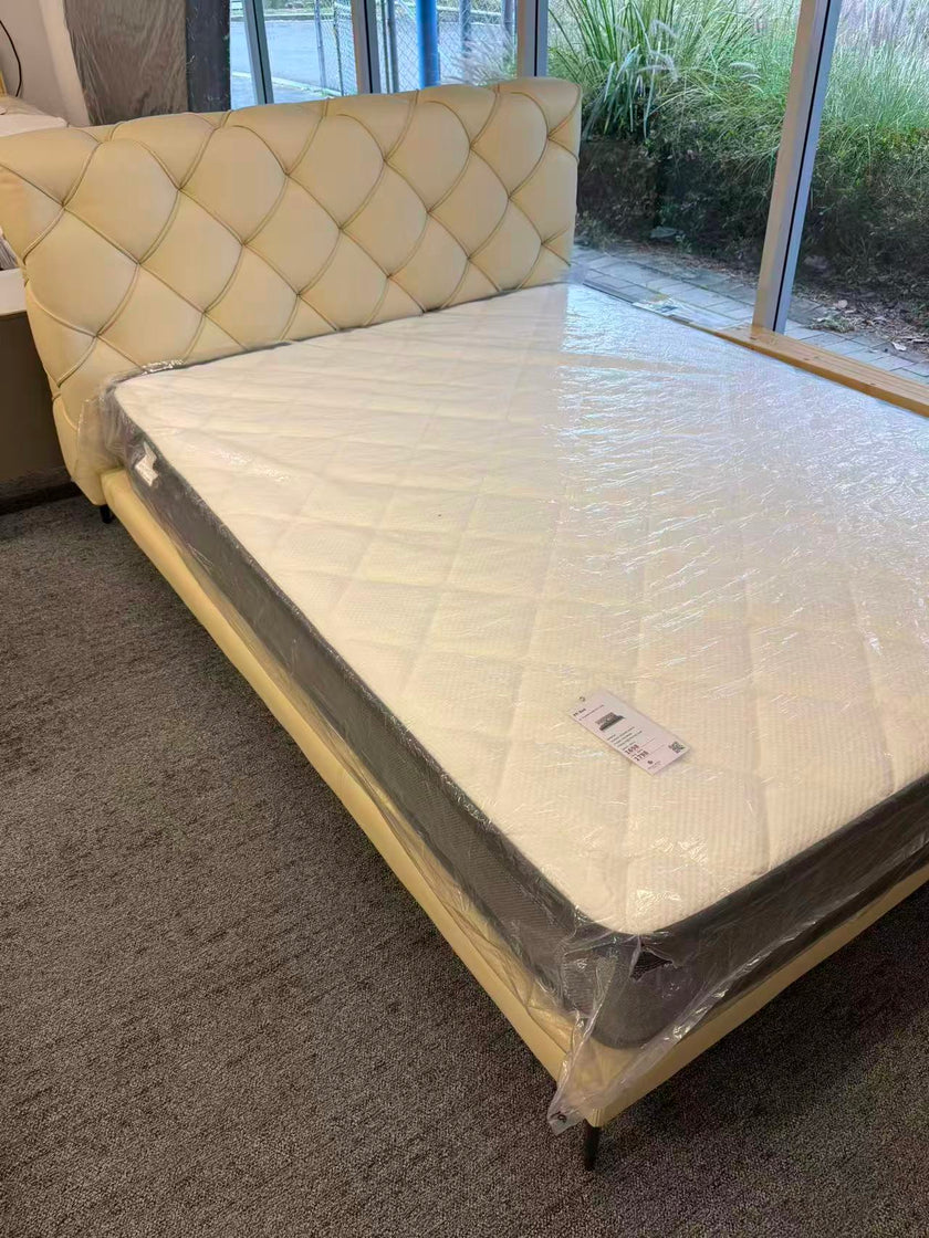 Off-White Genuine Leather Upholstered Bed with Diamond Tufting
