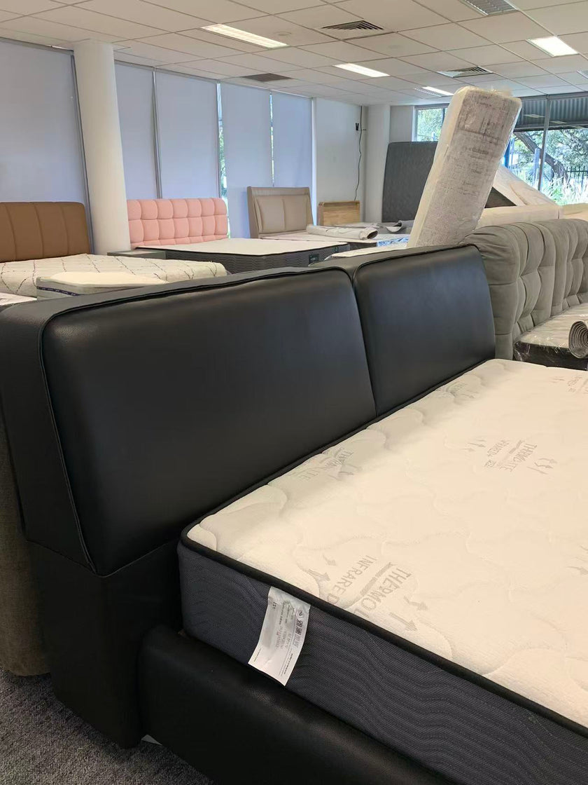 Genuine Leather/Black Cowhide/Soft Package/Solid Wood/Soft Bed/153/183