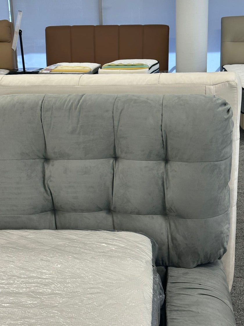 Light Gray Brushed Solid Wood Cloud Bed 153/183