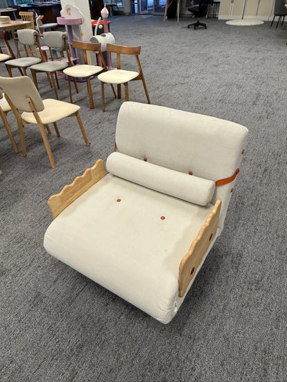 White/Wooden Frame/Lounge Chair