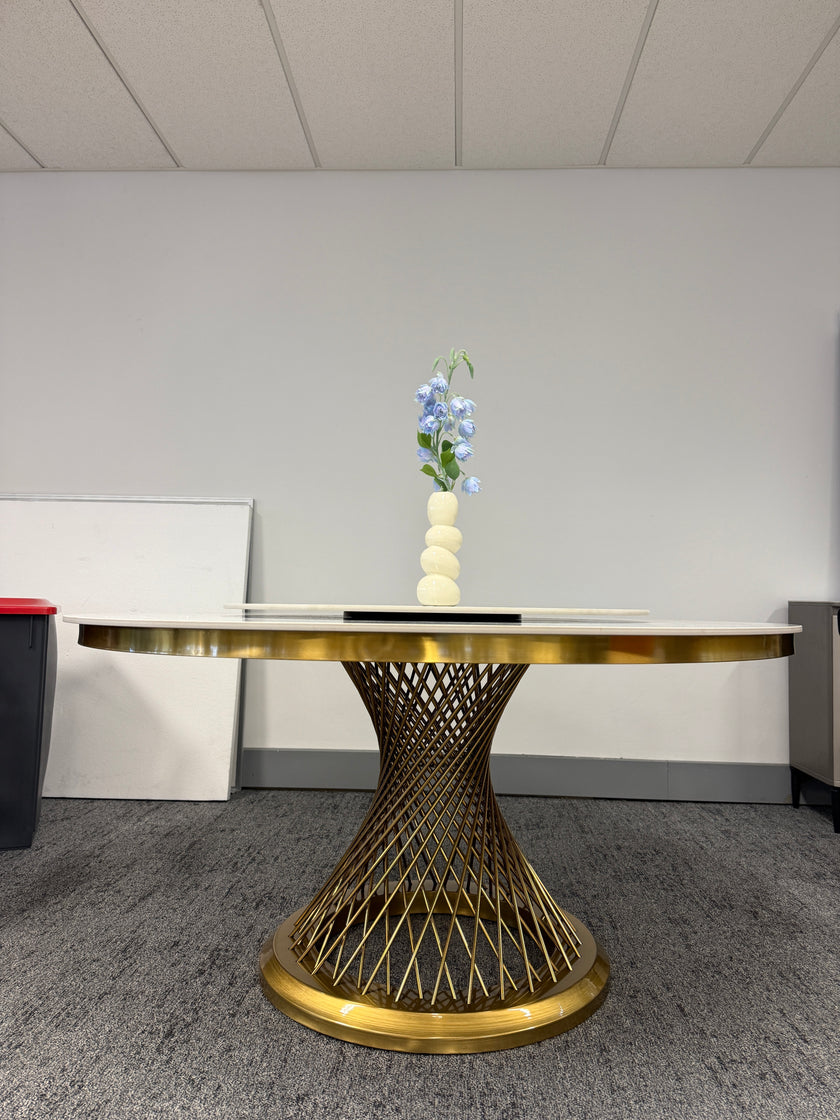 White Round Rock Plate Gold Base Dining Table