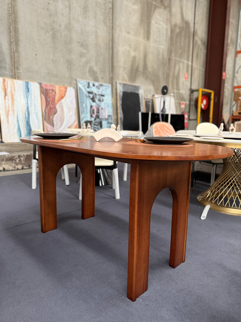 Solid/Round-Ended & Arch-Shaped Legs/130-160cm