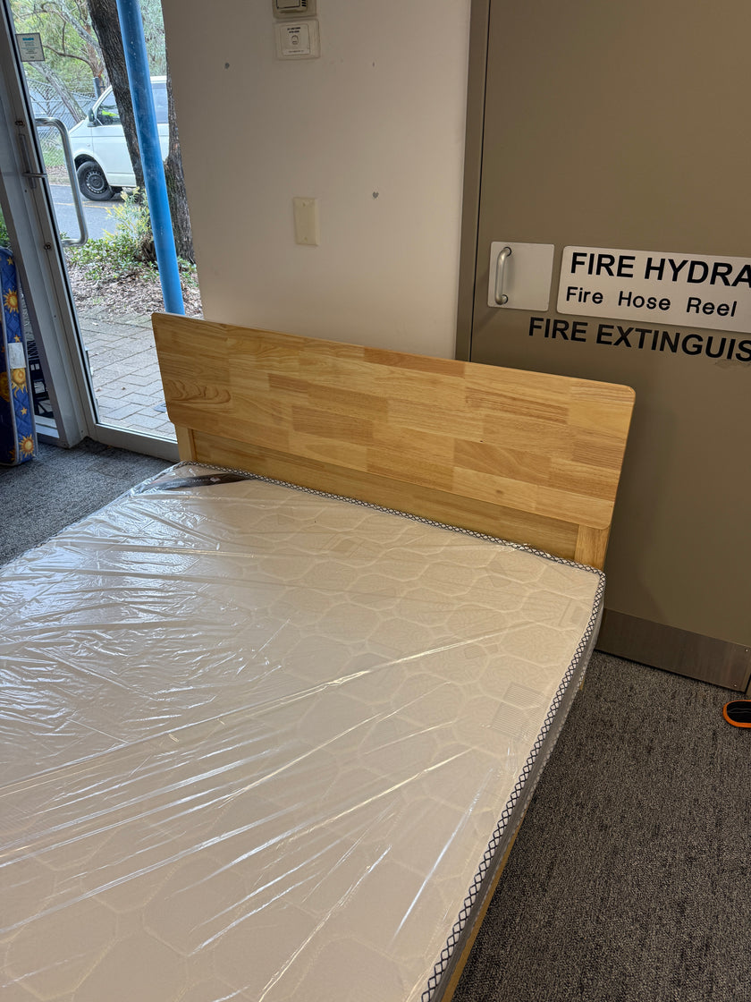 Simple Solid Wood Single Bed/135