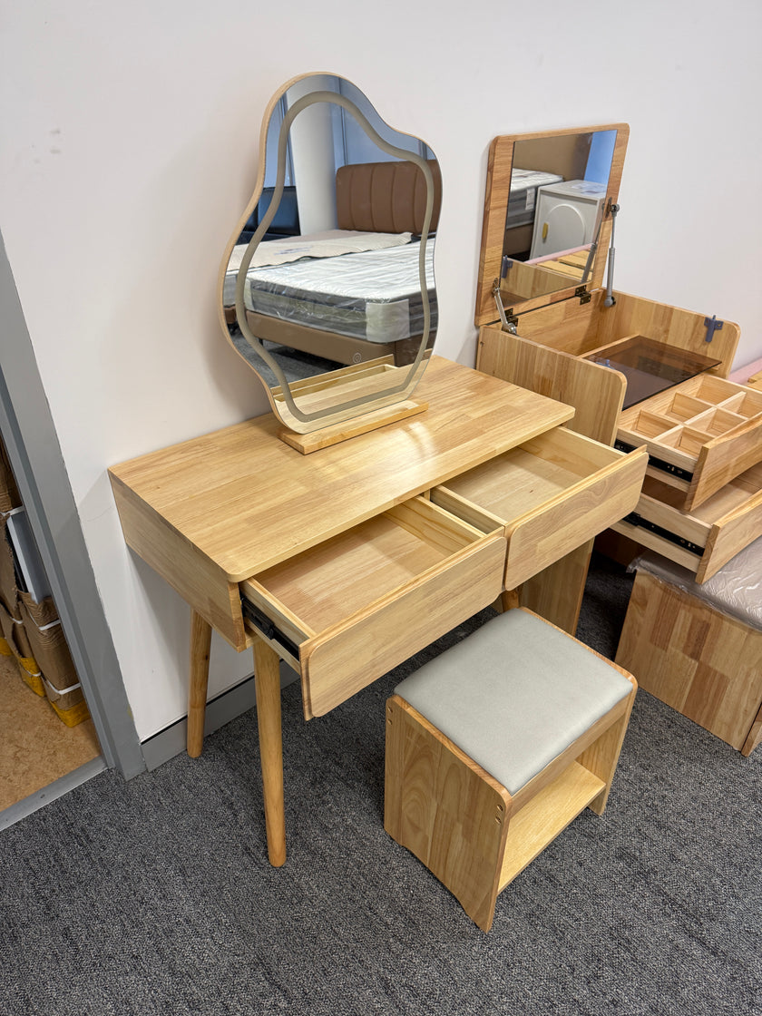 Natural Wood Color Solid Wood Dressing Table with Stool and Mirror