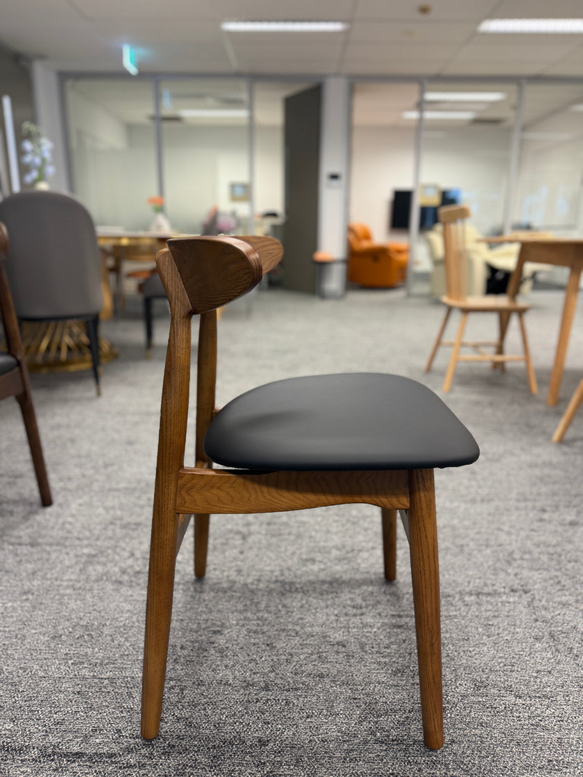 Walnut Black PU Cushion Hansen Chair