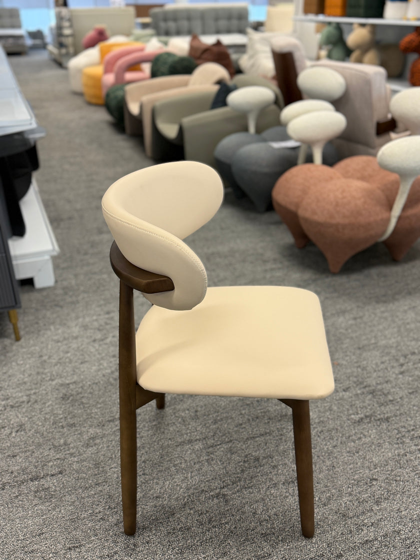 Walnut Horn Chair with Cream Cushion