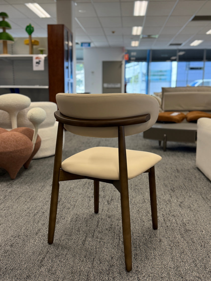 Walnut Horn Chair with Cream Cushion