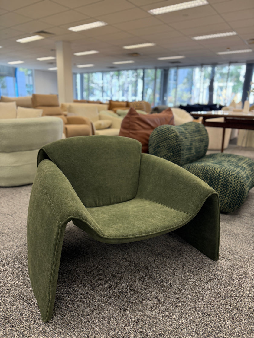 Velvet Structured Cotton Crab Chair