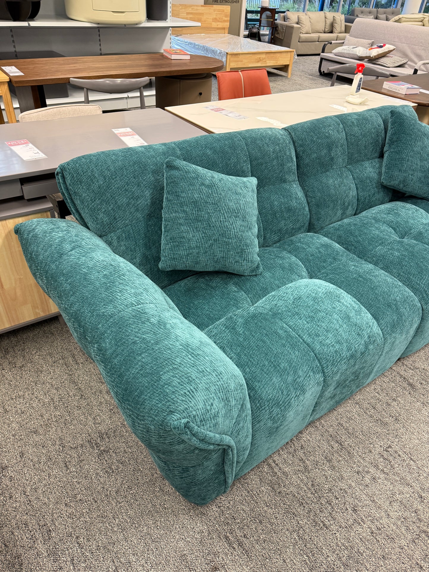 Lily Sofa Two-seat Three-seat Plus Sofa/180/240