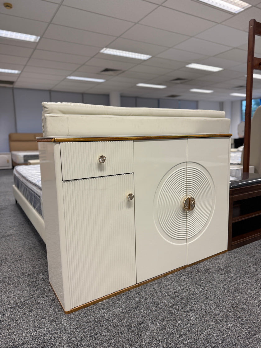 White Rock Panel Shoe Cabinet/Circular Door