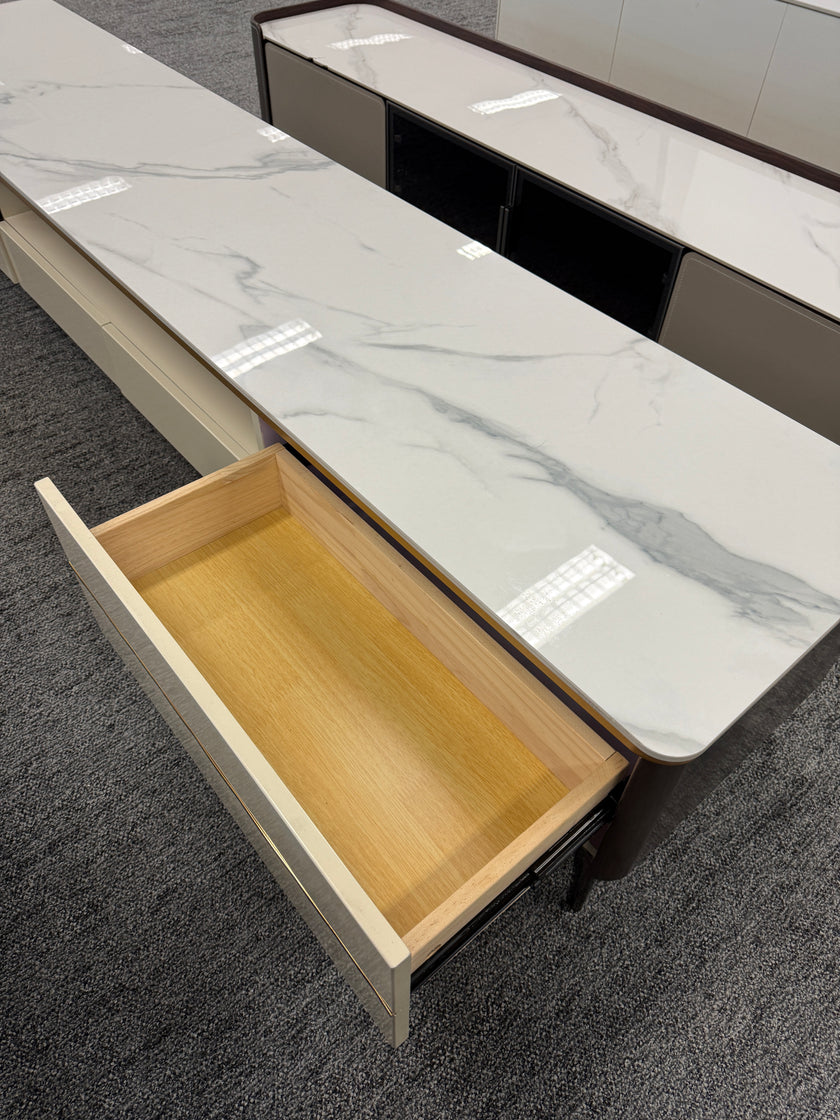 White TV Stand/Living Room Monitor/Entertainment Table